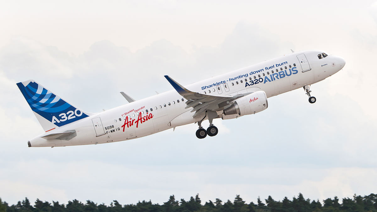 Airbus A320-210