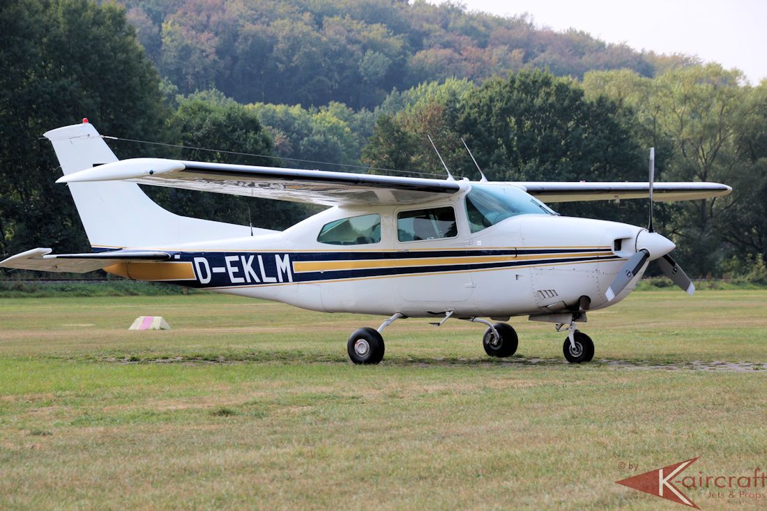 Cessna 210 Centurion