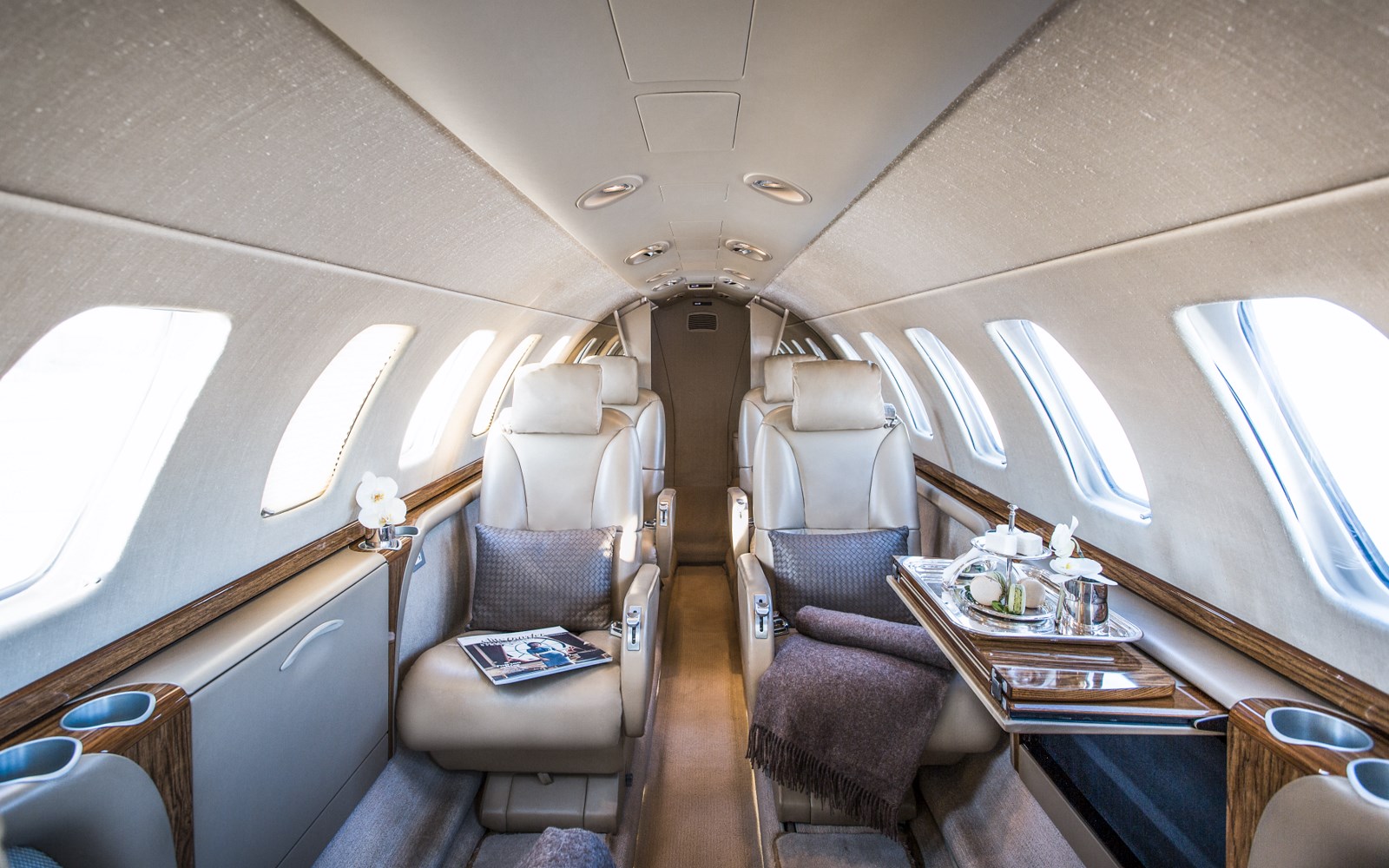 Салон самолета Cessna Citation CJ3