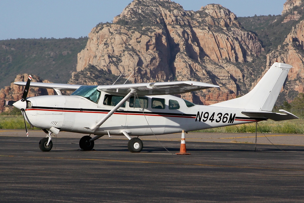 Cessna 207