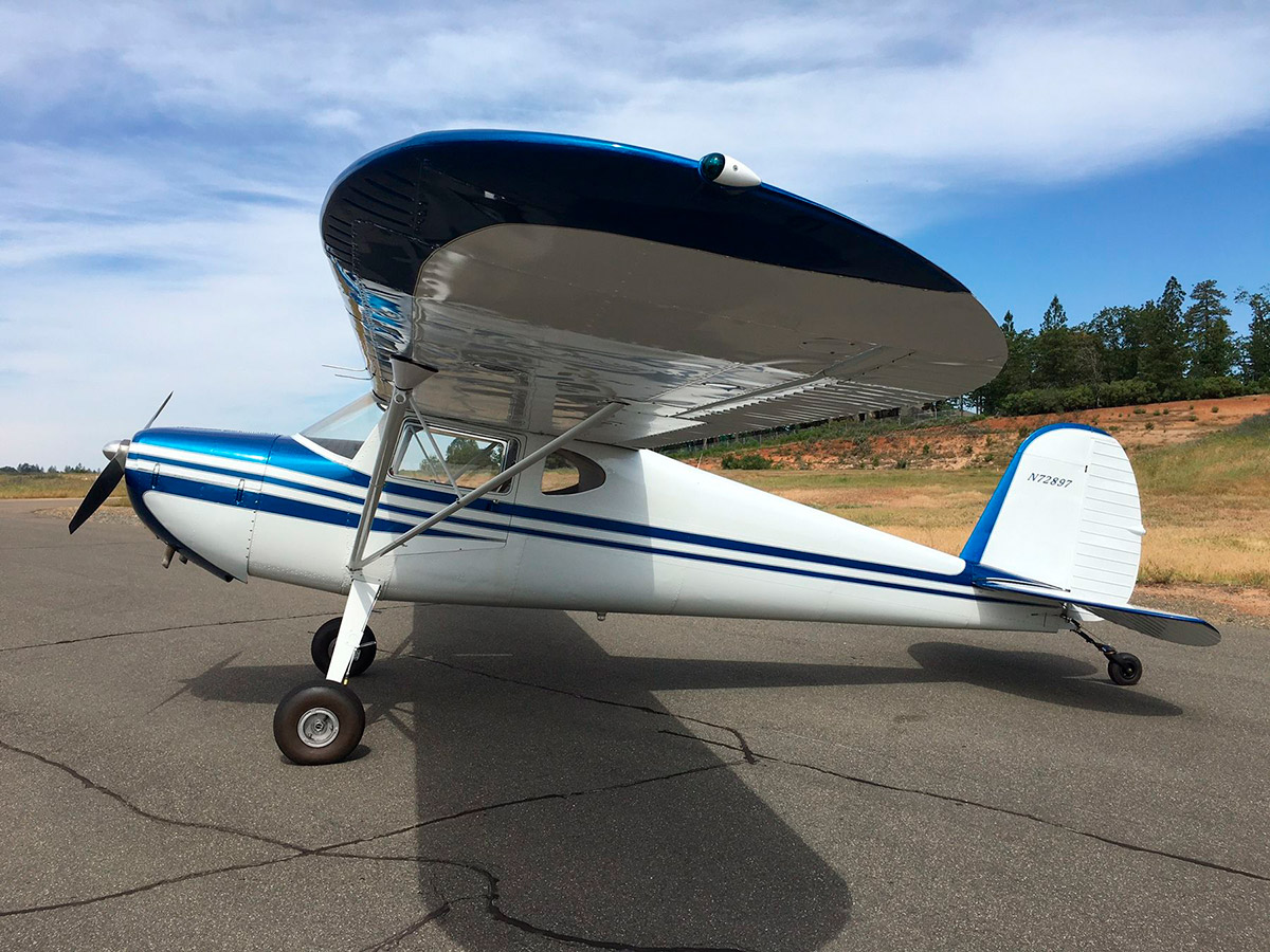Самолет Cessna 140