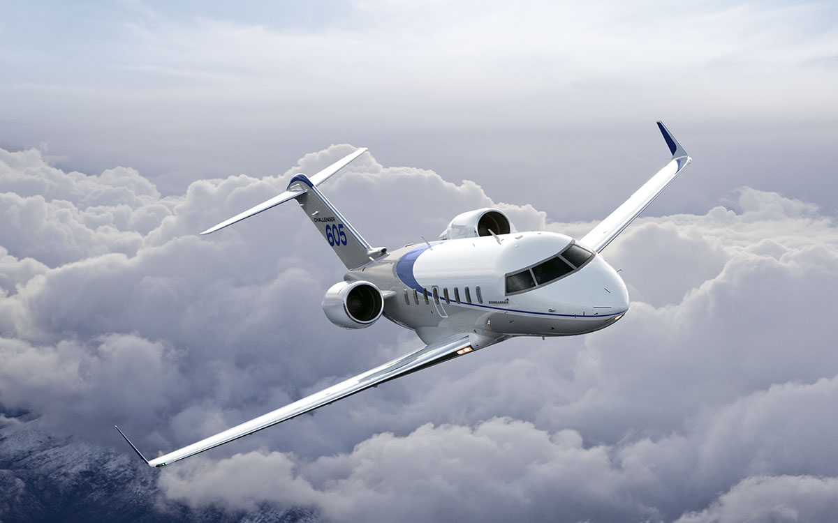 Самолет Bombardier Challenger 605