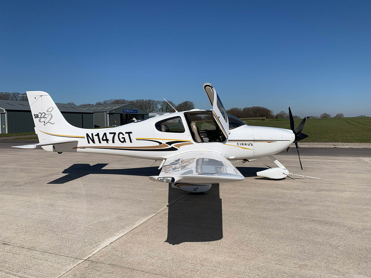 Cirrus SR22