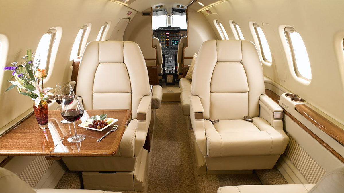 Piaggio P-180 Avanti