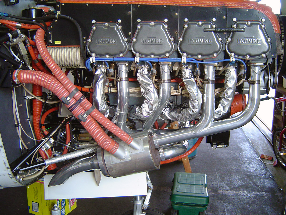 Piper PA-24-400 Comanche
