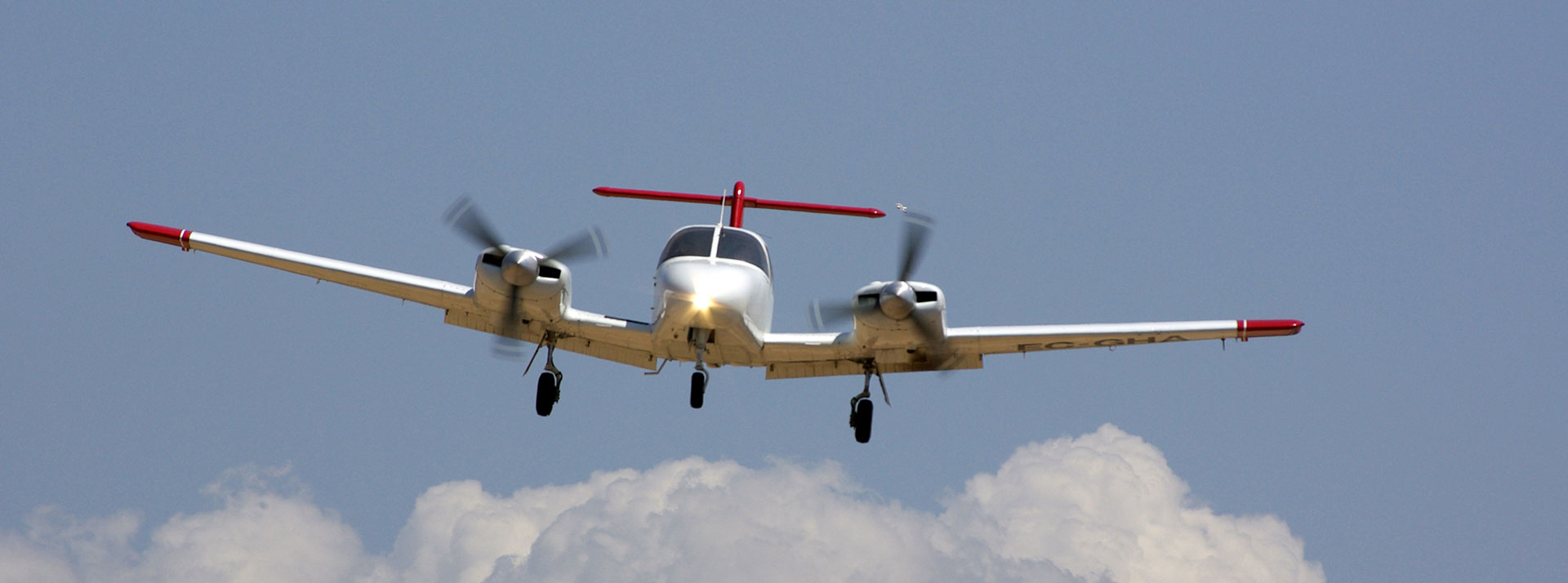 самолет Piper Seminole