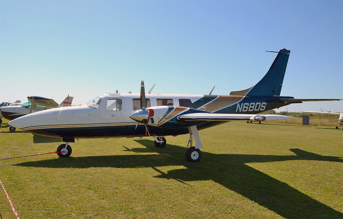Piper PA-600 Aerostar