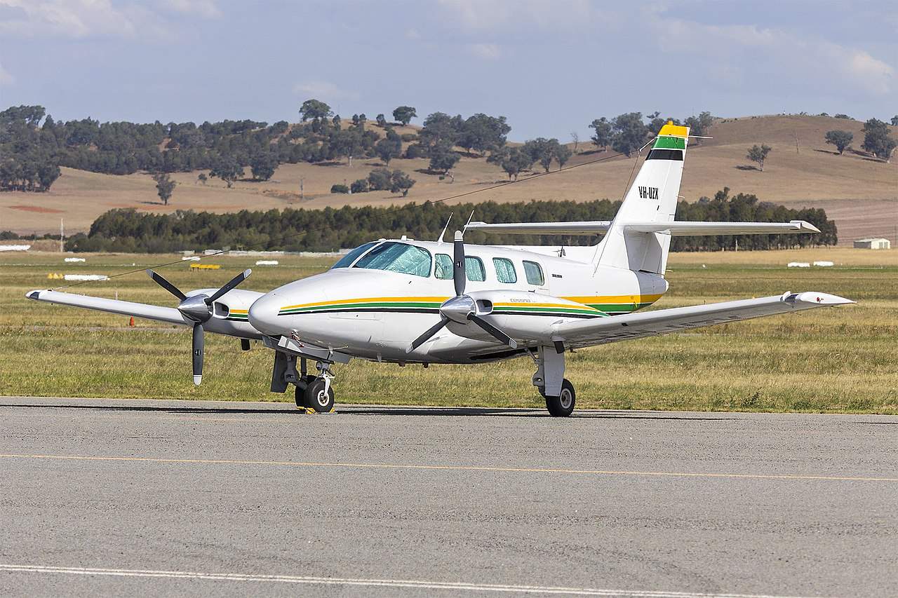 Cessna T303