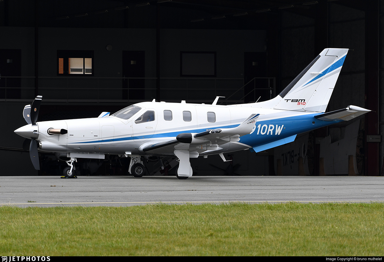 Самолет Socata TBM-910