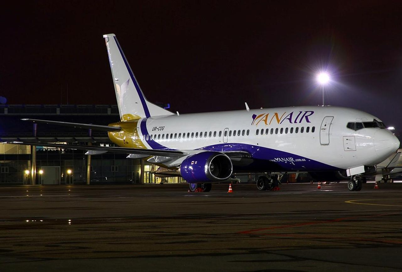 Боинг 737 300