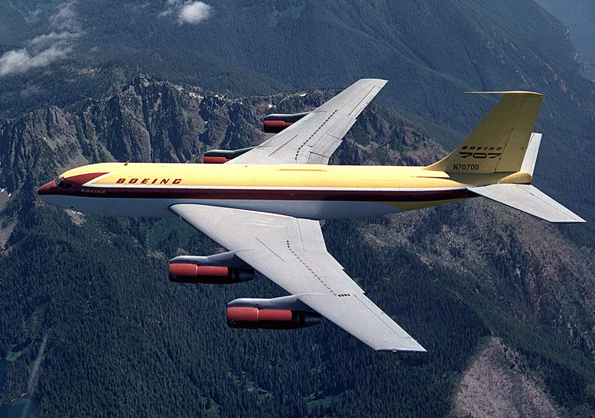 Boeing 707-320