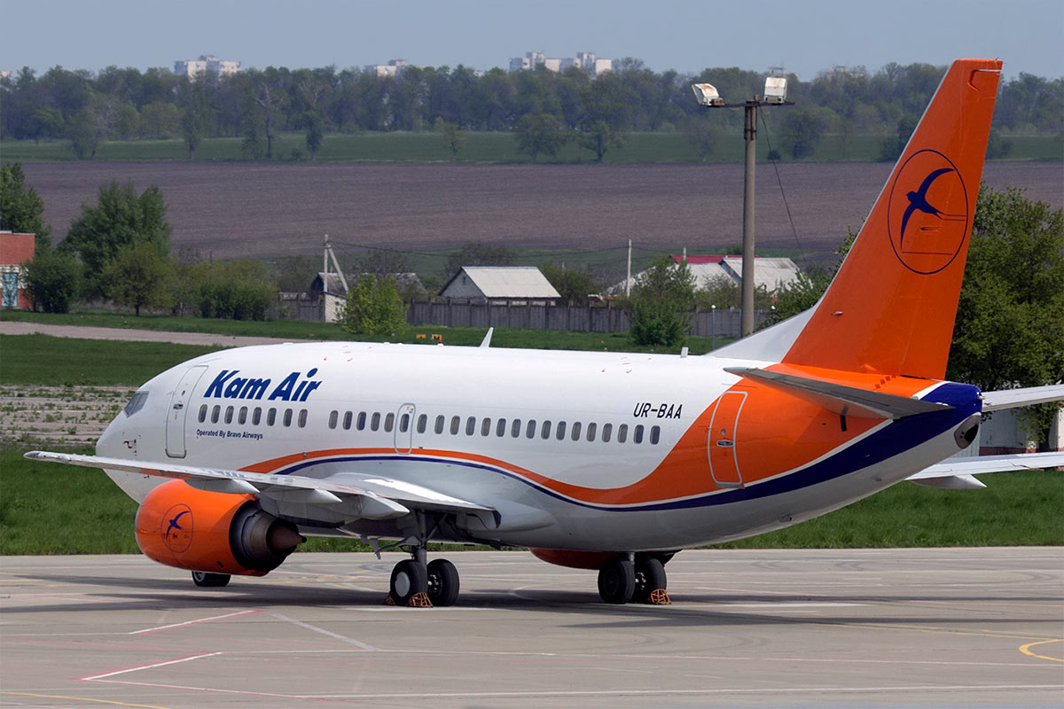 Самолет Boeing 737-500