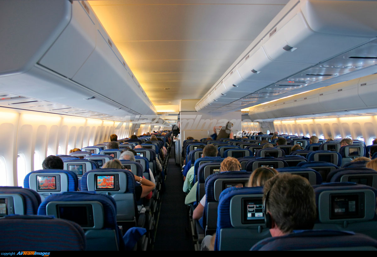 Салон Boeing 747-300