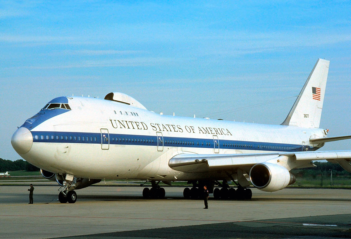 747-200B