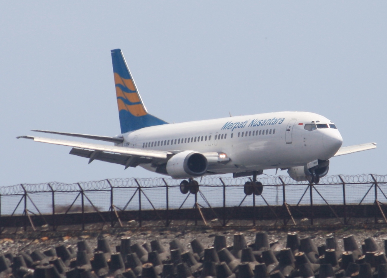 Boeing 737-400